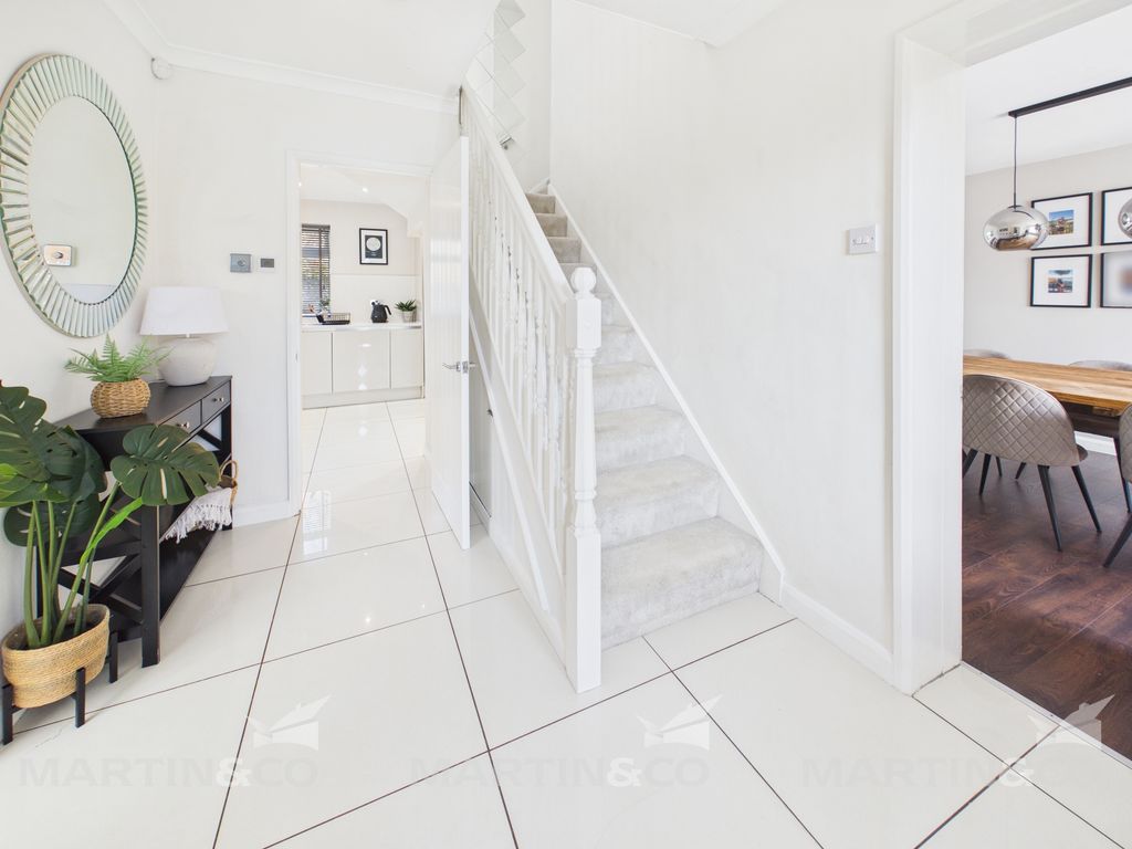 Property photo 2 of 25 Cam02406G0-Pr0603-Still001