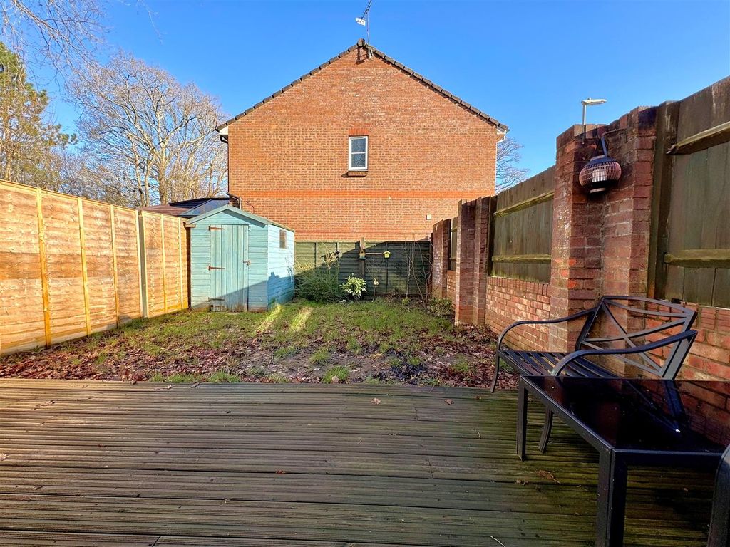 Property photo 2 of 13 Garden.Jpg