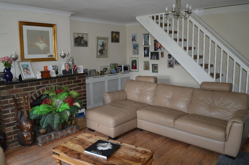 Property photo 3 of 15