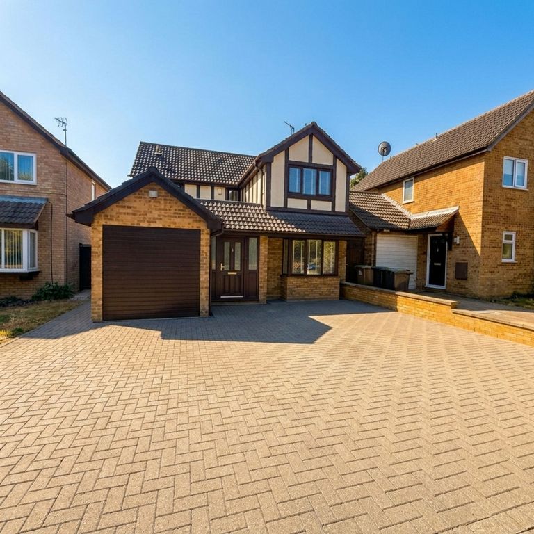 Property photo 1 of 16 Front