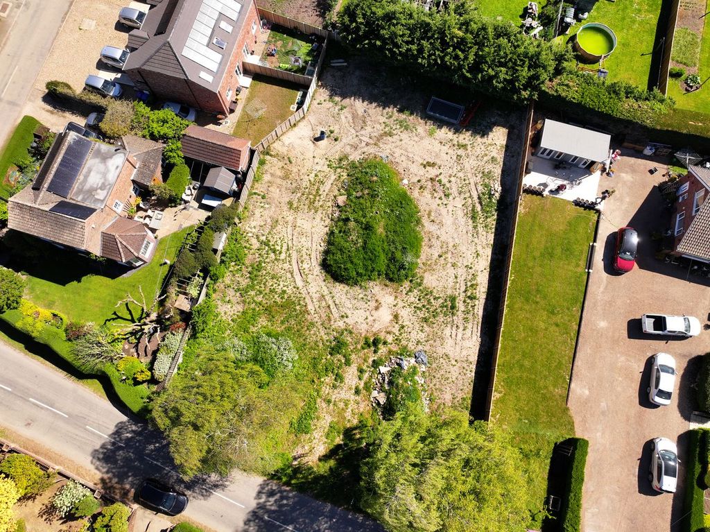 Property photo 1 of 5