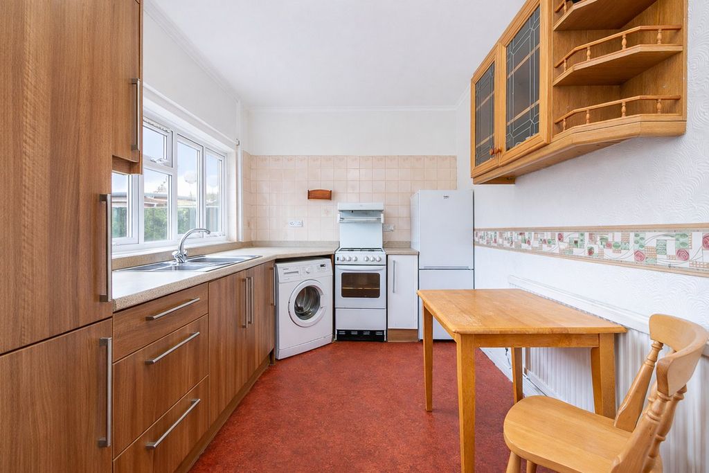 Property photo 2 of 14