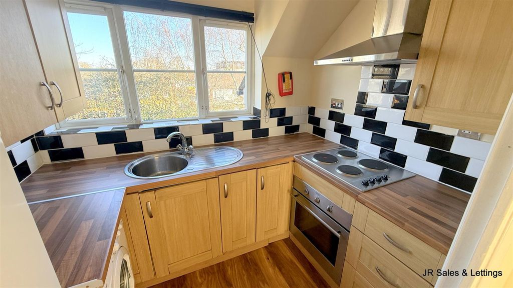 Property photo 2 of 5 Img_0691.Jpg