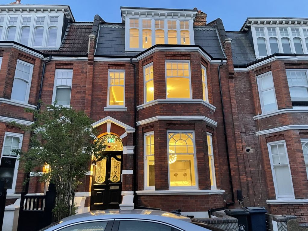 Property photo 1 of 71