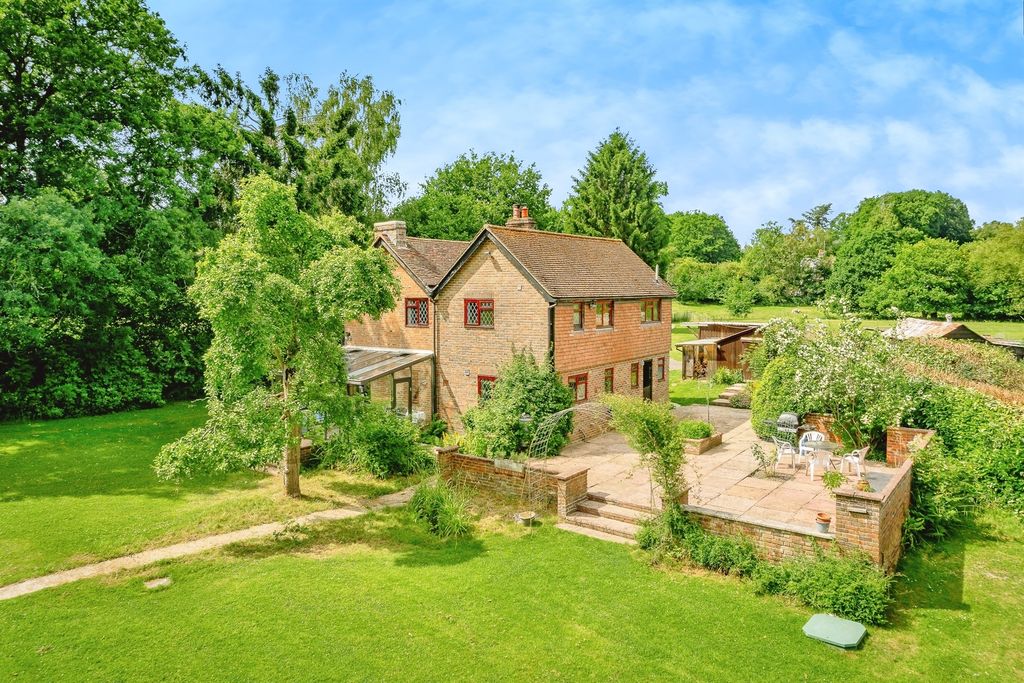 Property photo 2 of 17