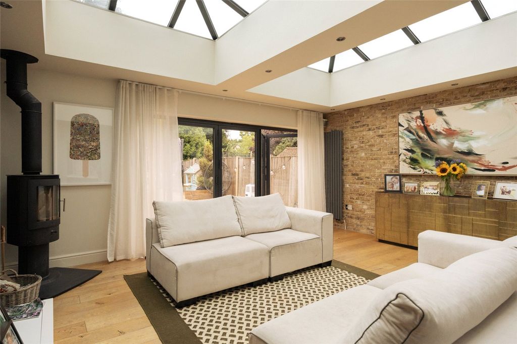 Property photo 1 of 29 Picture No. 35