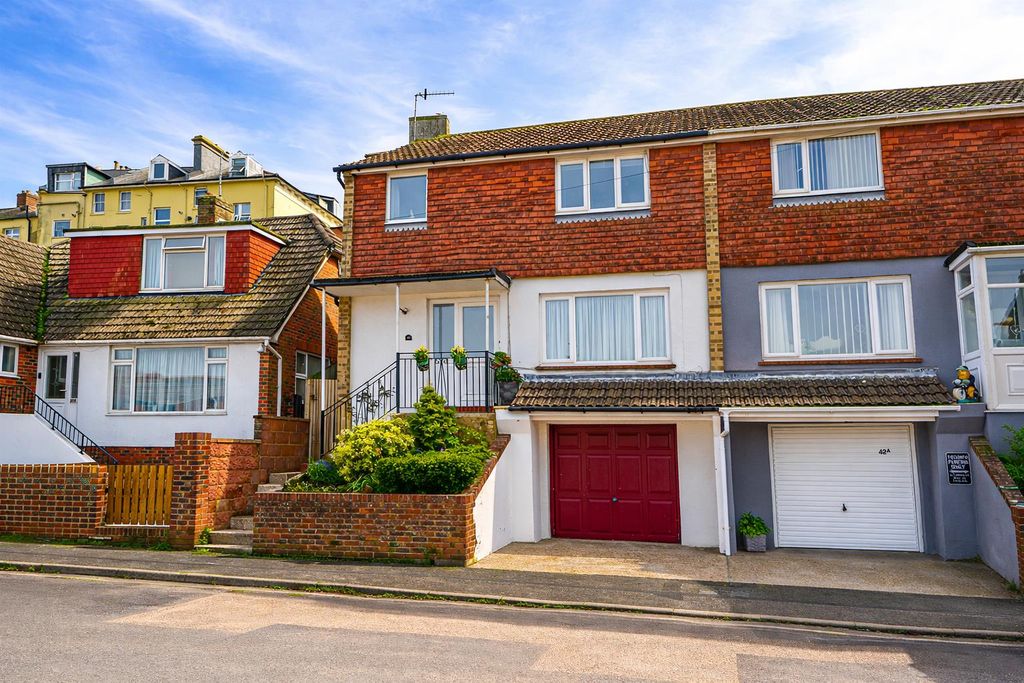 Property photo 1 of 21 4A7ee443-1641-454E-87Dd-02A4d31A5Bea.Png