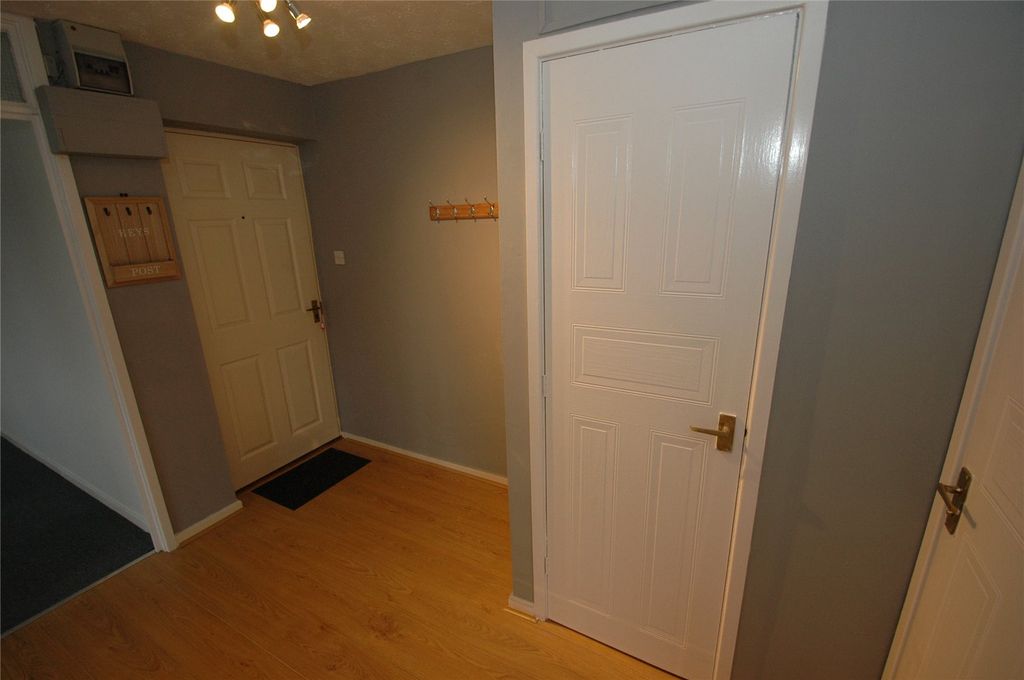 Property photo 2 of 8 Picture No. 09