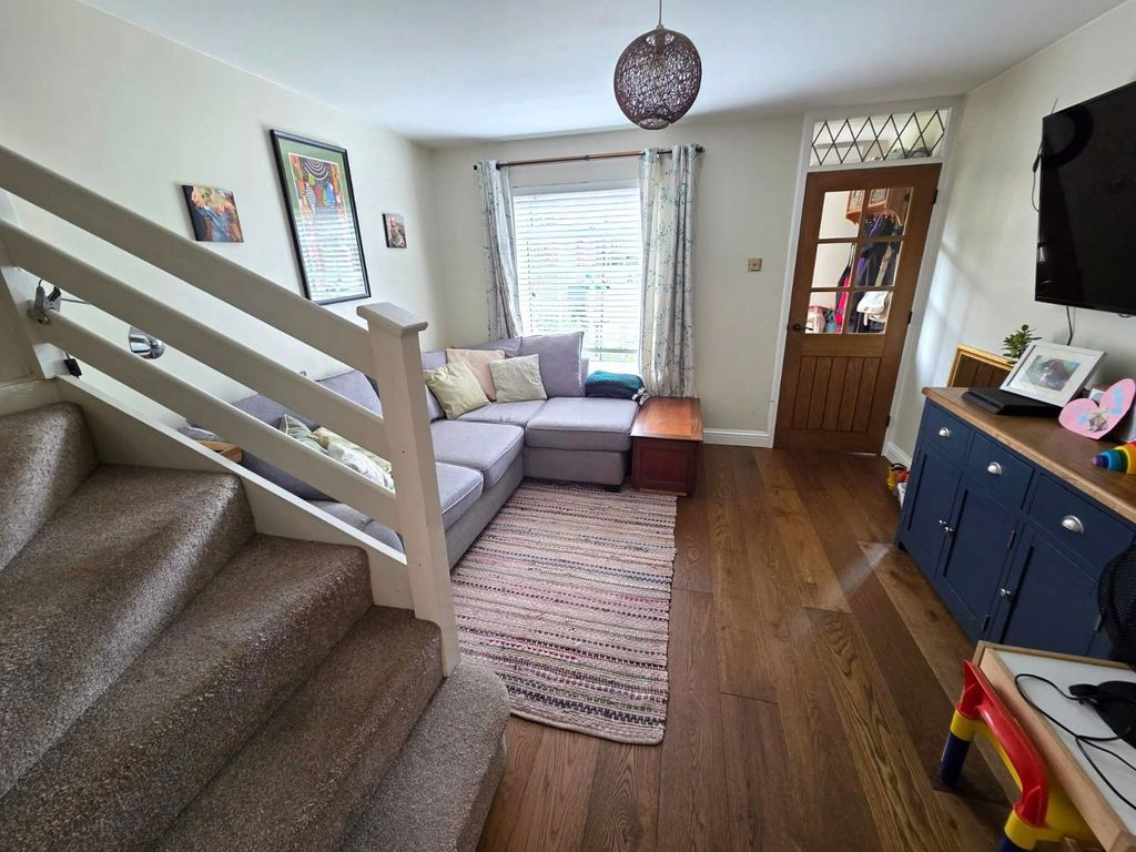 Property photo 3 of 21