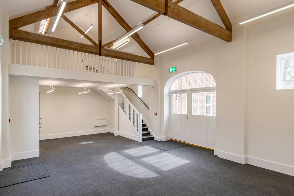 Property photo 2 of 6 7.Jpg