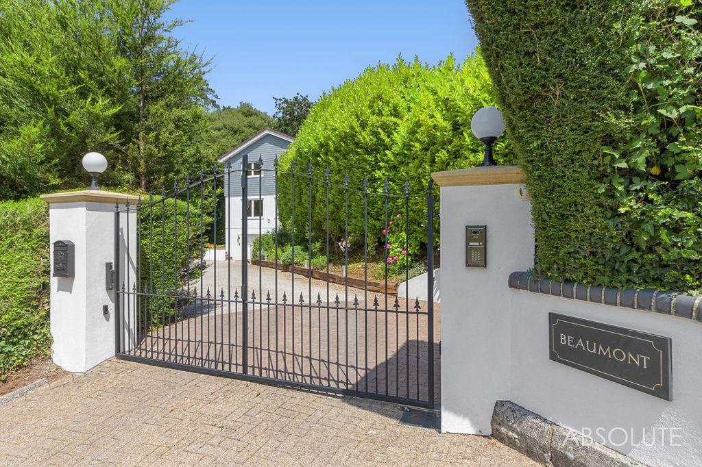 Property photo 3 of 48