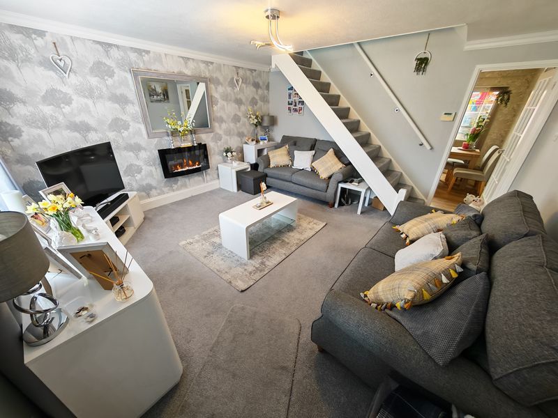 Property photo 2 of 11 Photo 2