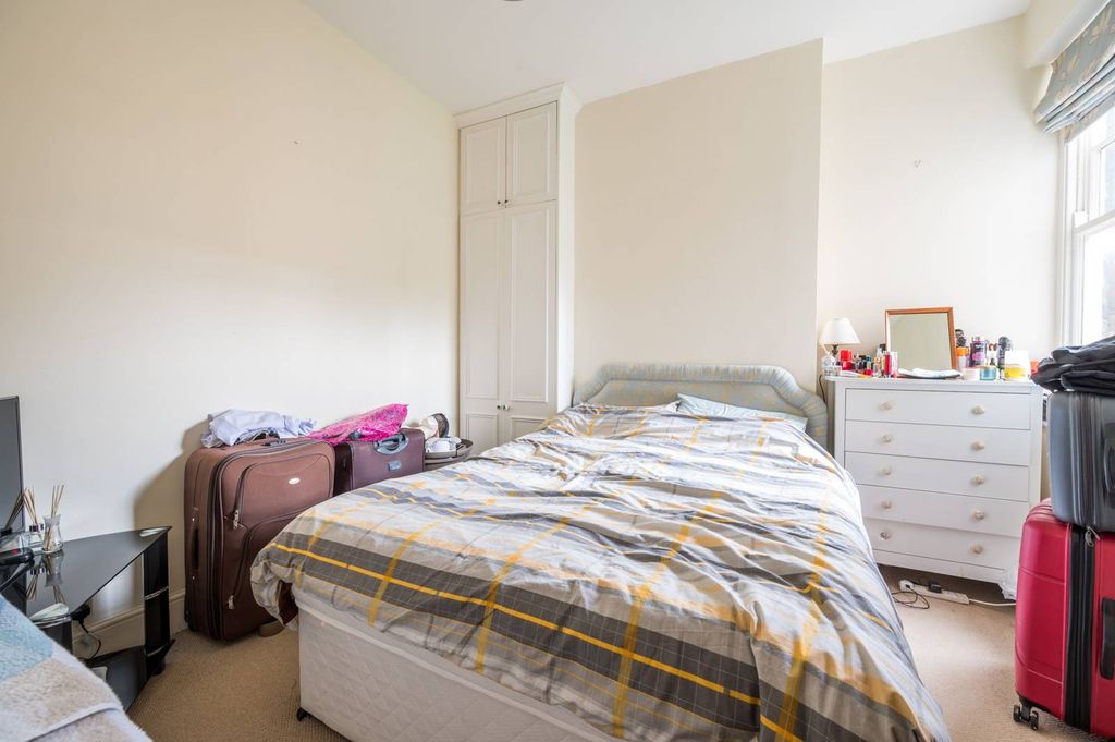 Property photo 1 of 6
