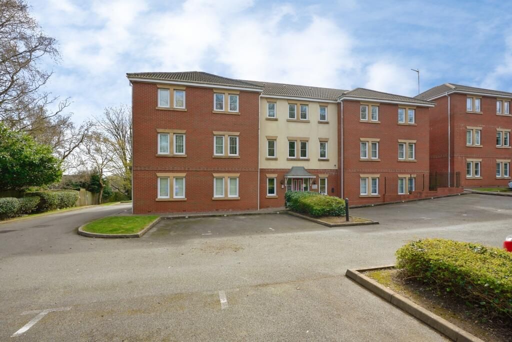 Property photo 1 of 11