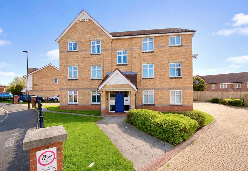 Property photo 1 of 8