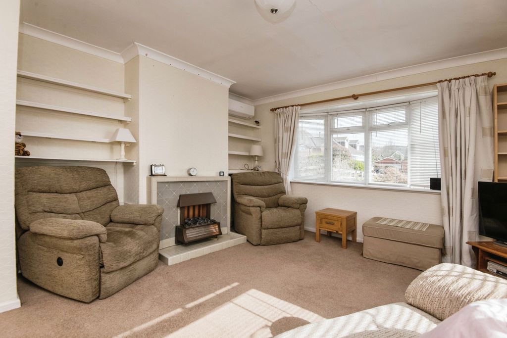 Property photo 2 of 17 Photography