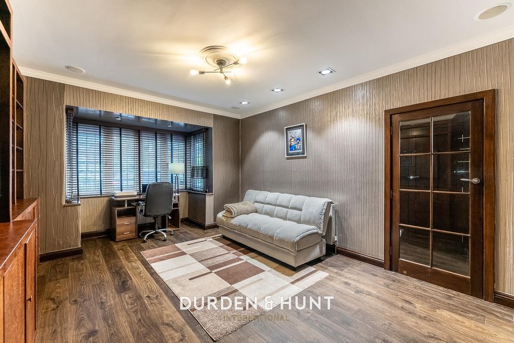 Property photo 2 of 47 Roebuck-4.Jpg