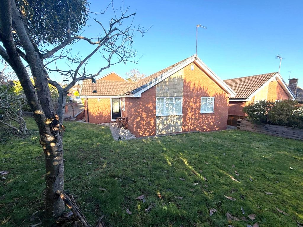 Property photo 1 of 17 Photo 17