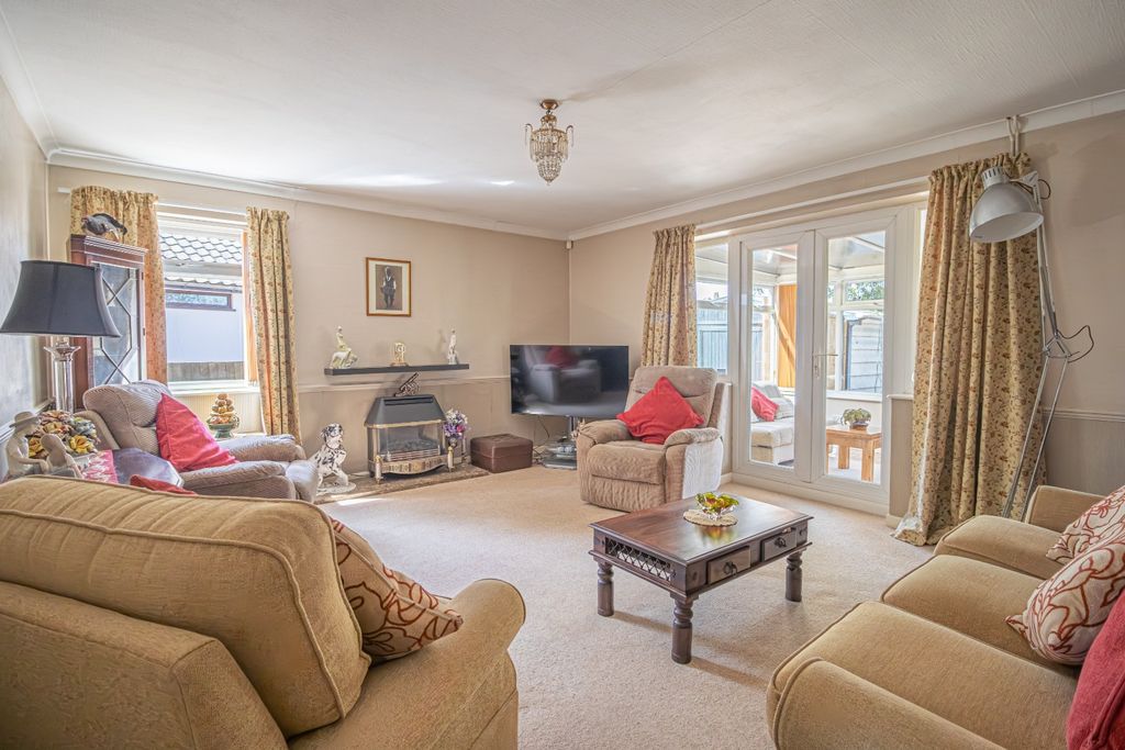 Property photo 3 of 20 5351195