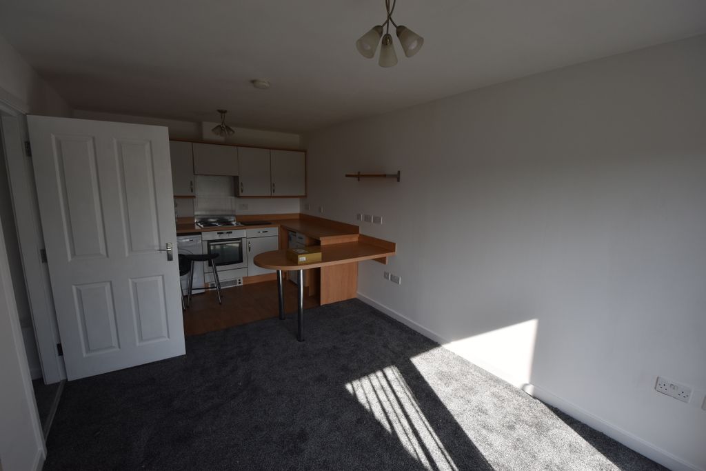 Property photo 1 of 3