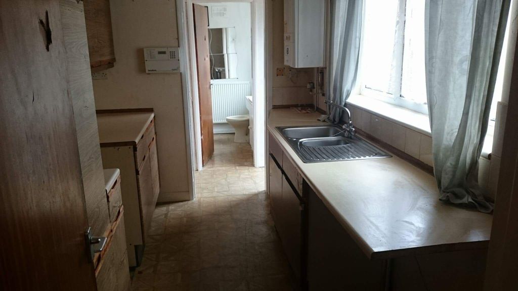 Property photo 2 of 3 Kitchen