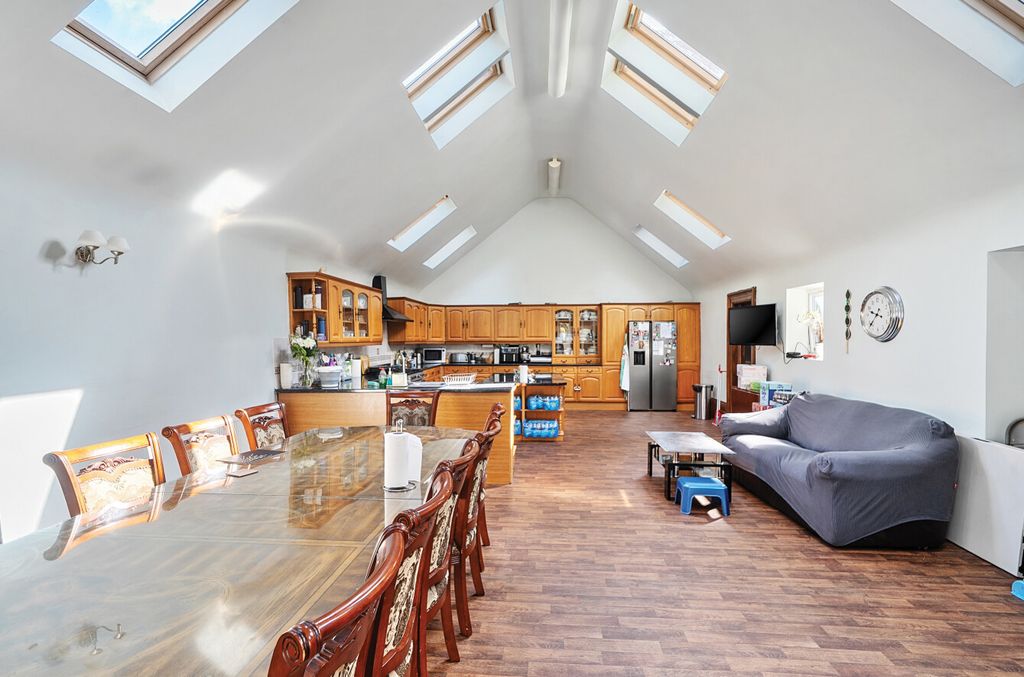 Additional image 4 of 7 bed detached house for saleWinn Road, Southampton, Hampshire SO17