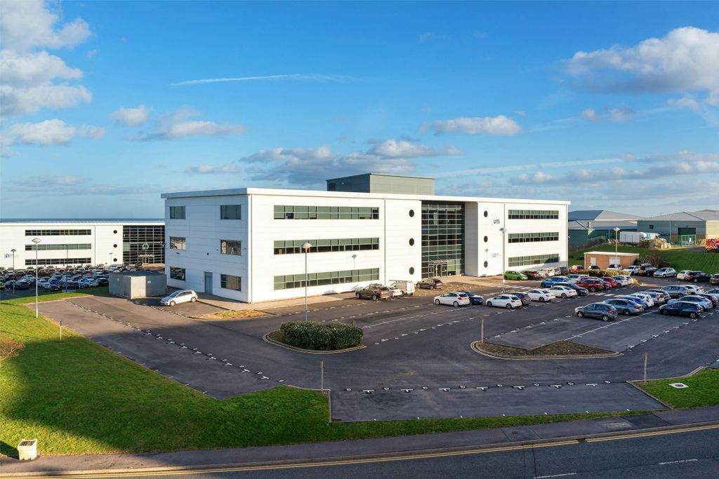 Property photo 1 of 7 Photo Main