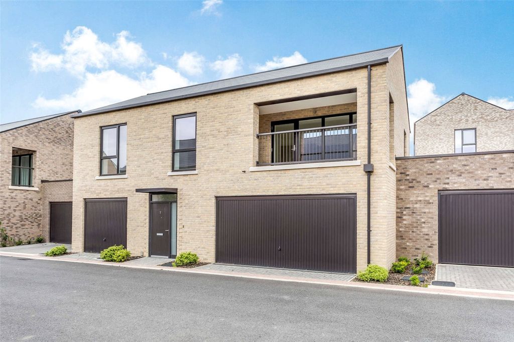 Property photo 1 of 9 Exterior