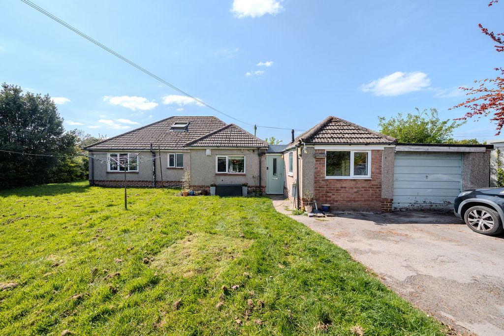 Property photo 1 of 33