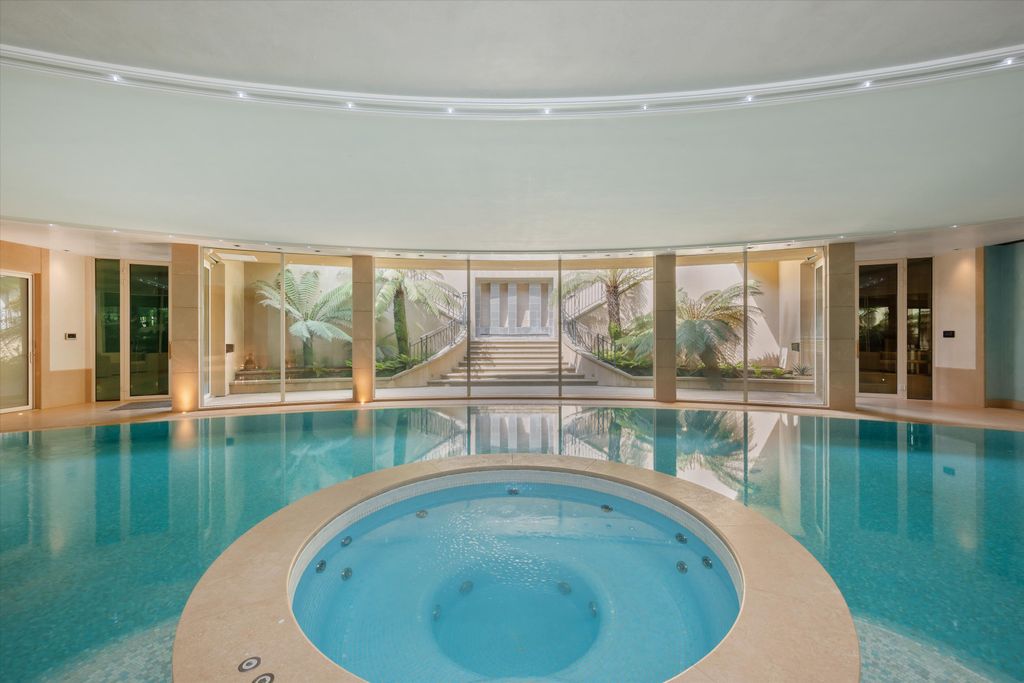 Property photo 2 of 23 Image