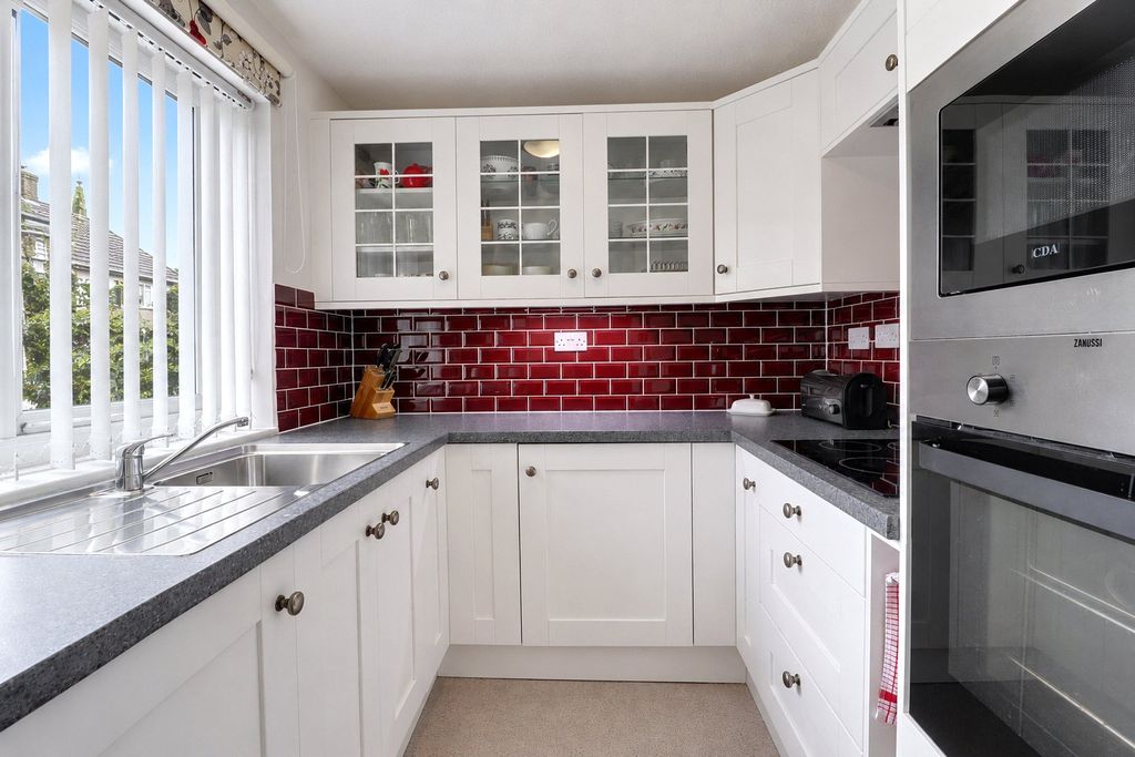 Property photo 2 of 7 2 - Picture No. 02