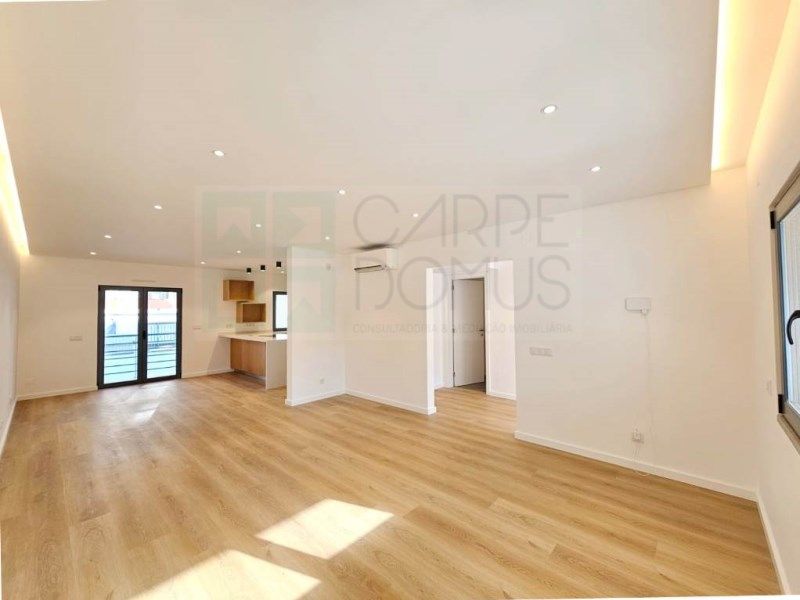 Property photo 3 of 58