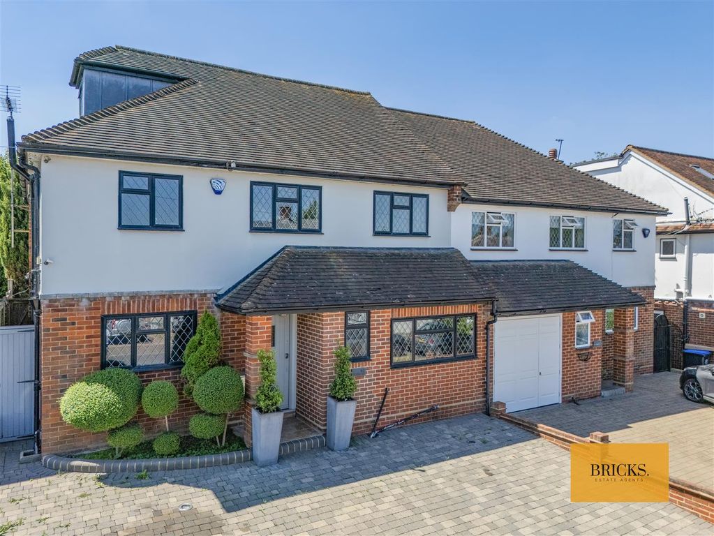 Property photo 1 of 47