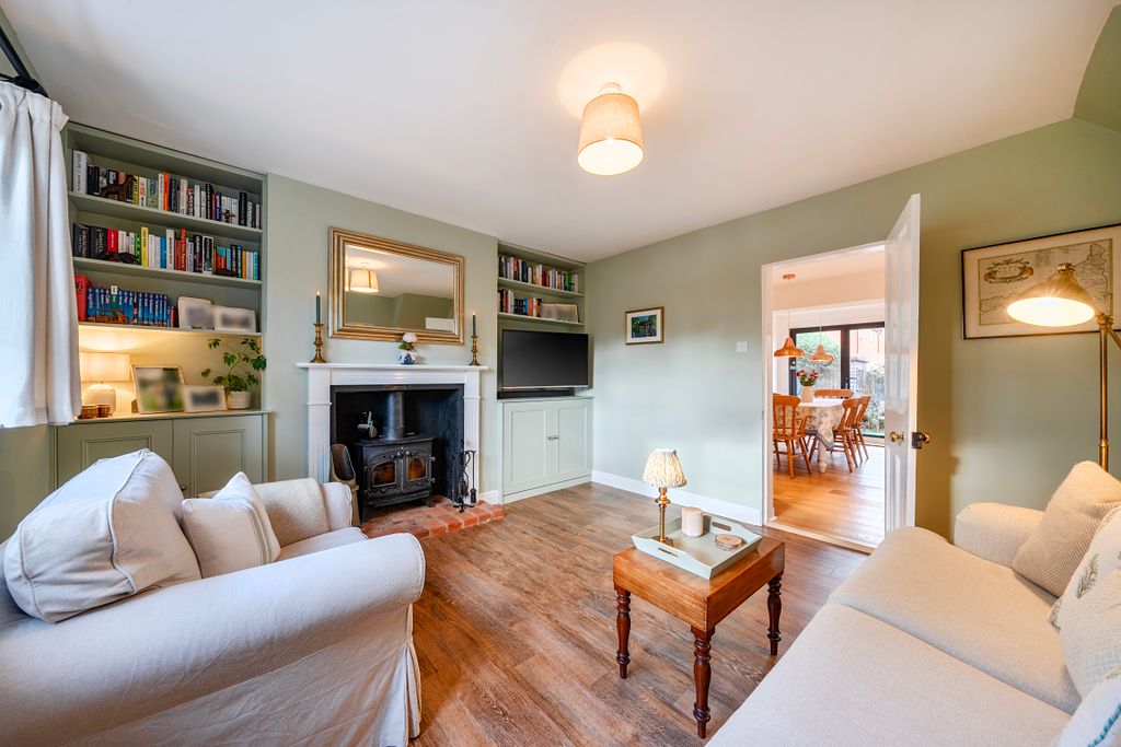 Property photo 2 of 14