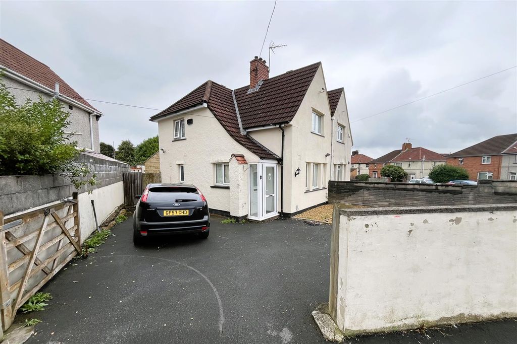 Property photo 2 of 20 35 Poyntz Road, Knowle, Bristol Bs4 1Hh | Freehold