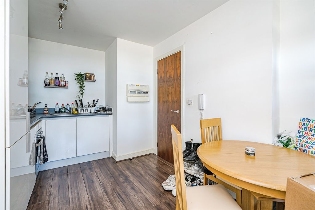 Additional image 8 of 1 bed flat for saleWaterfront West, Brierley Hill DY5
