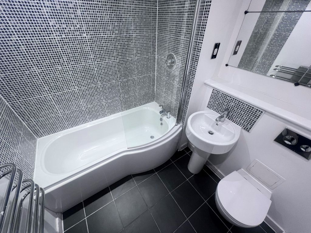 Property photo 3 of 9 Media Image 02