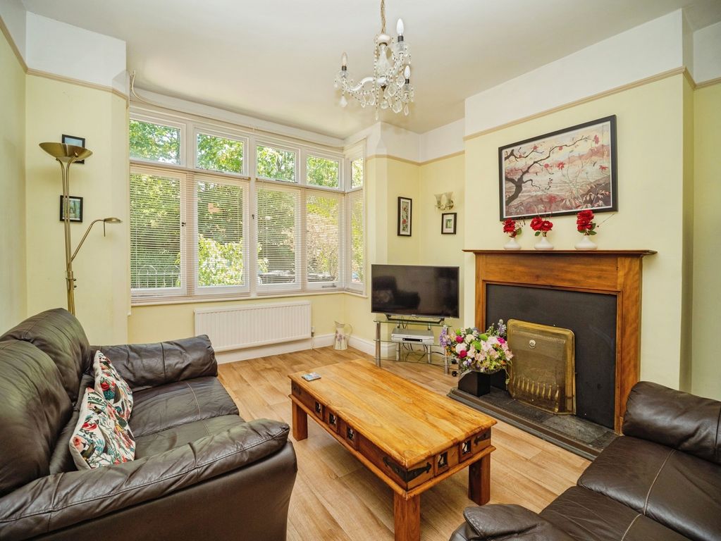 Property photo 2 of 23 Pbox-Img.Jpg
