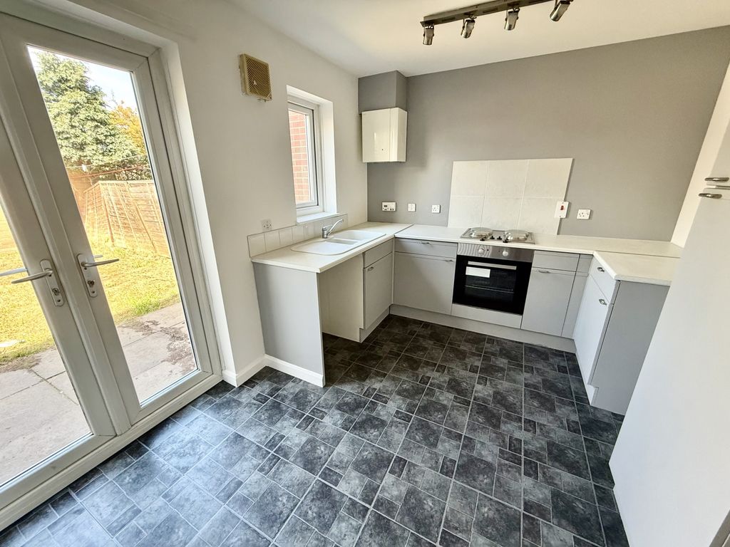 Property photo 3 of 6 Img_8595