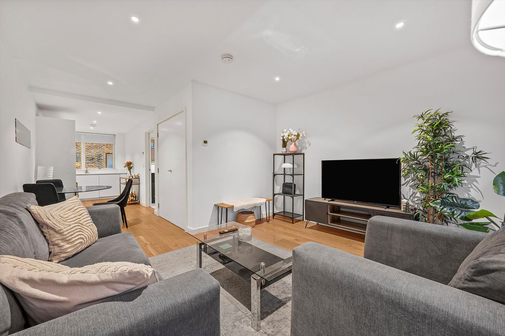 Property photo 2 of 10 Image