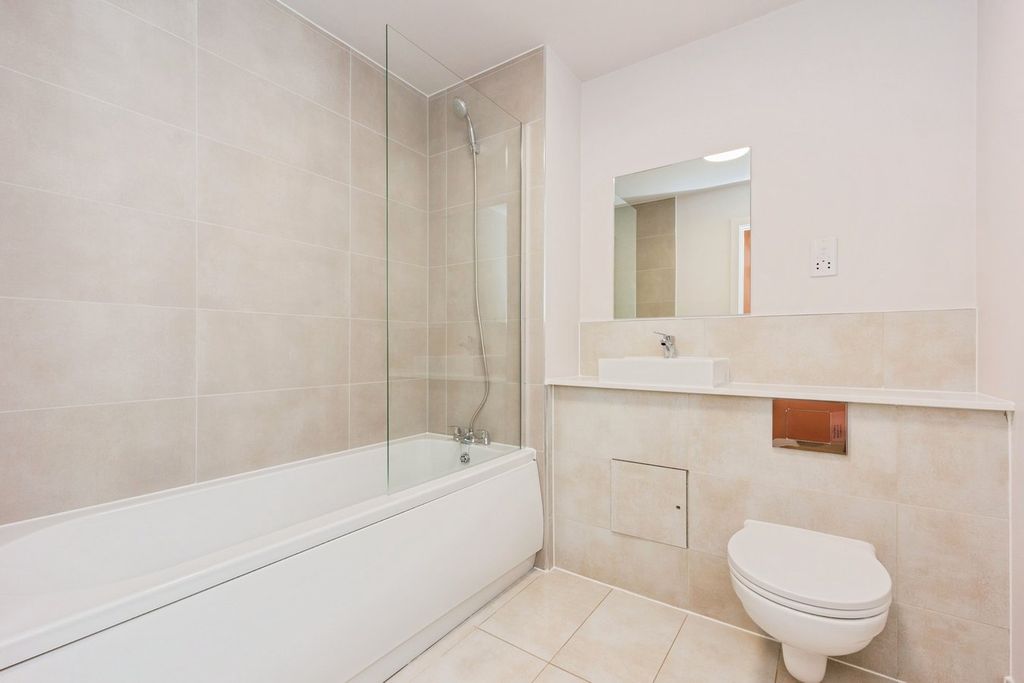 Additional image 11 of 3 bed flat for saleTalbot Road, Stretford, Manchester M16