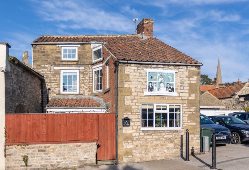 Property photo 1 of 11 Photo 1