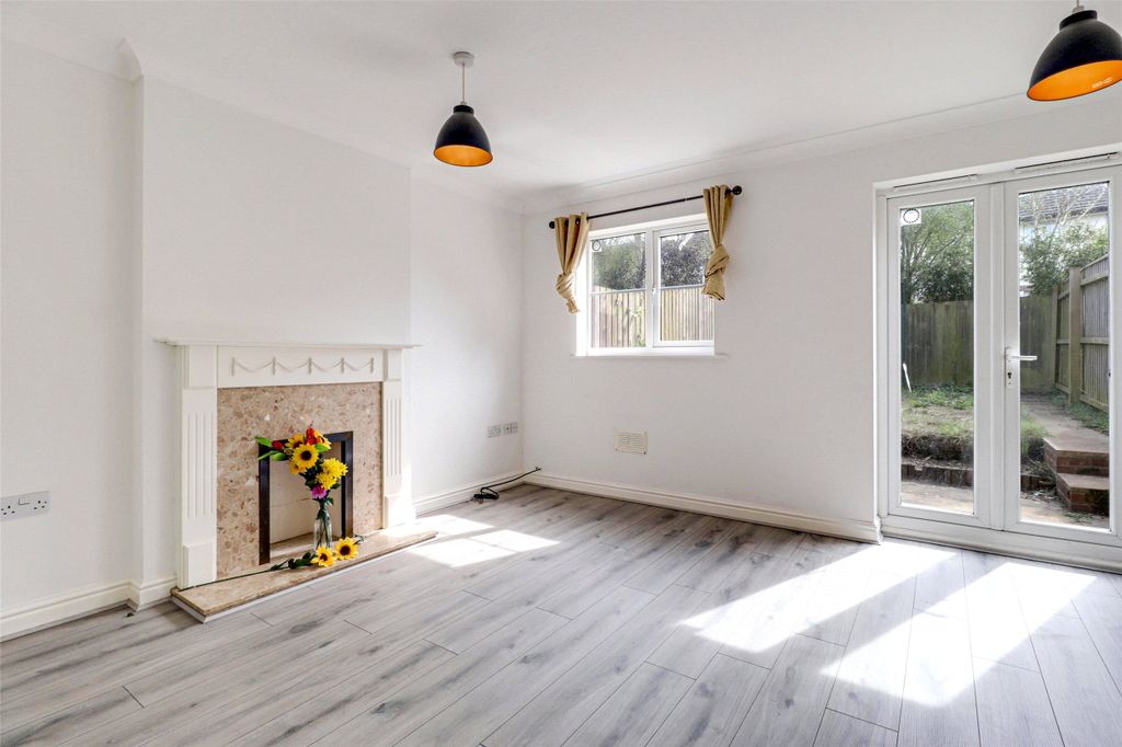 Property photo 1 of 15 Picture No. 06