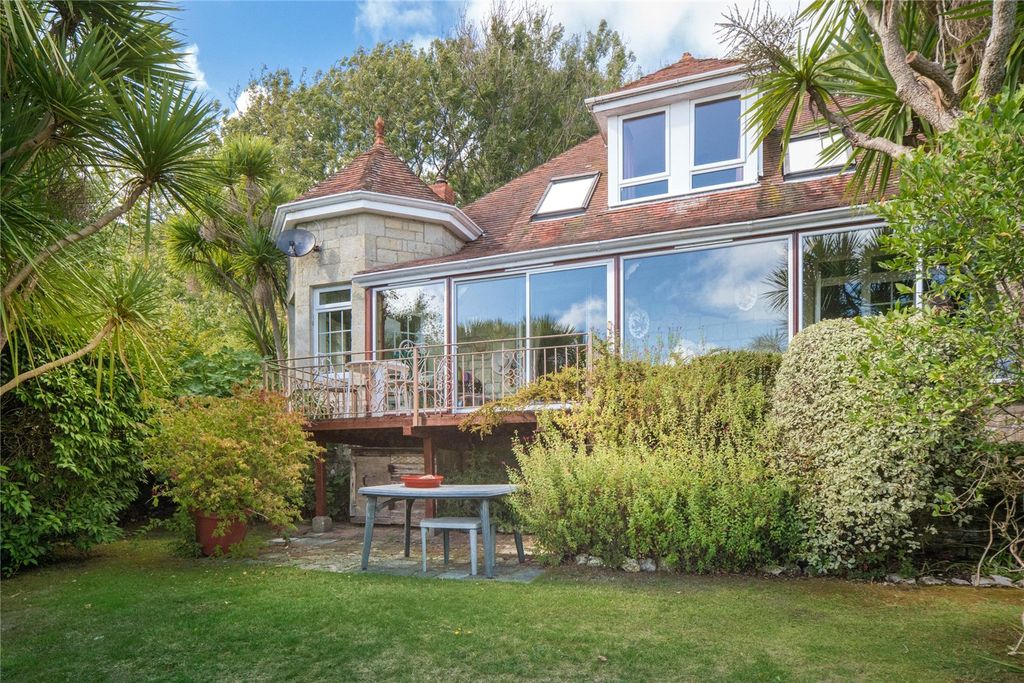 Property photo 2 of 34 Picture No. 09