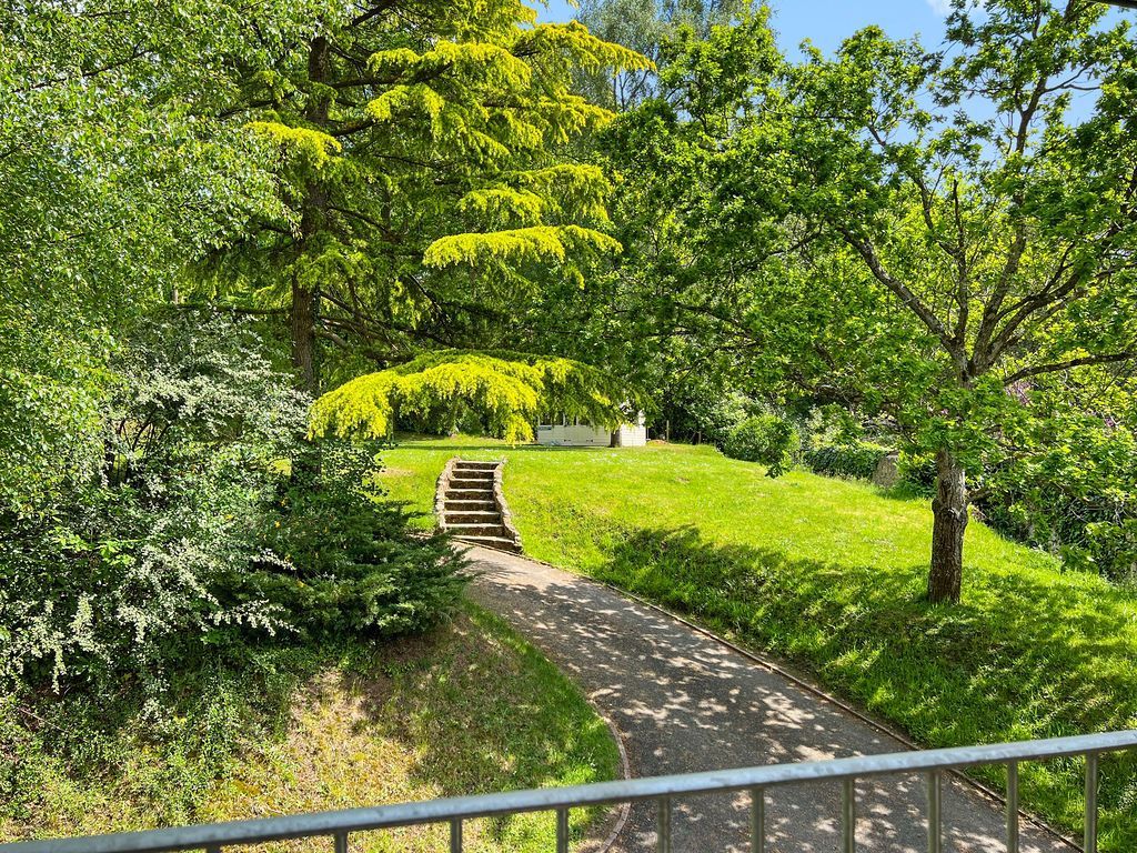 Property photo 3 of 22