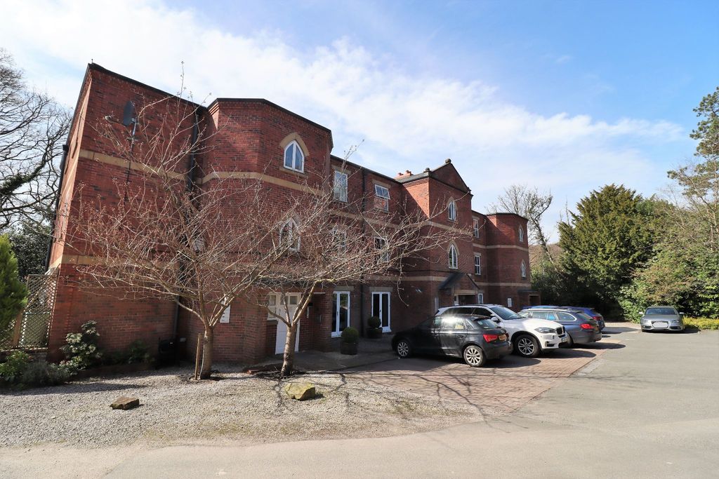 Property photo 1 of 18 Photograph 1