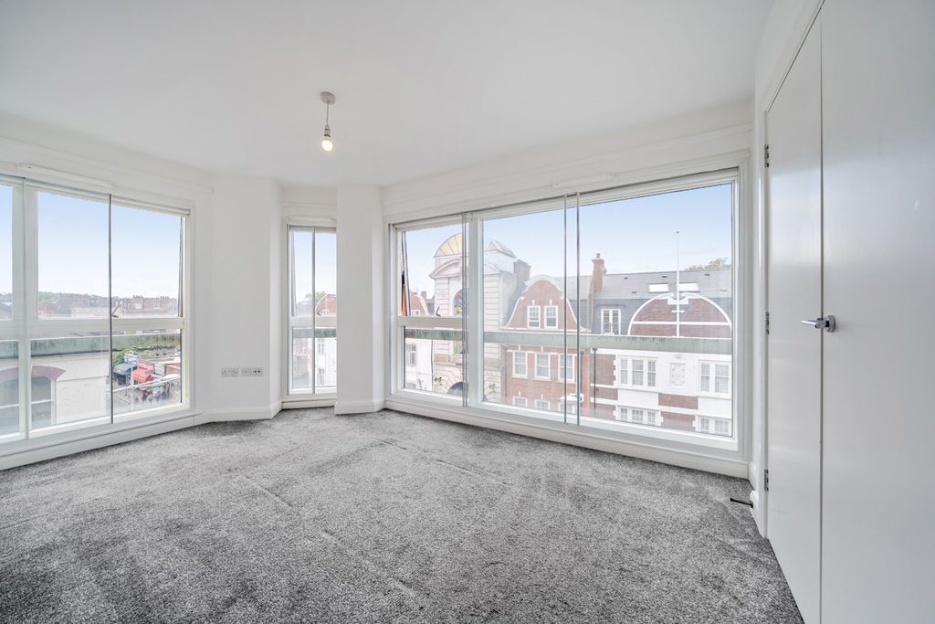 Property photo 2 of 21 1511693-18-1A0253...