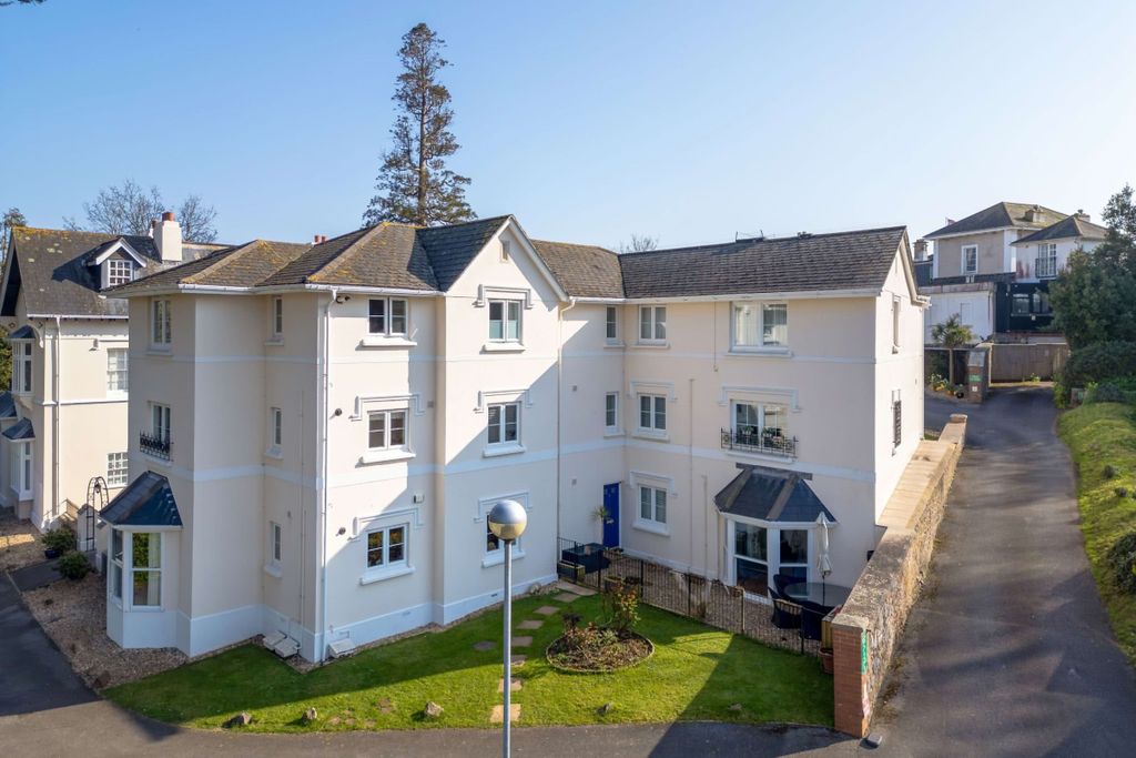 Property photo 3 of 29