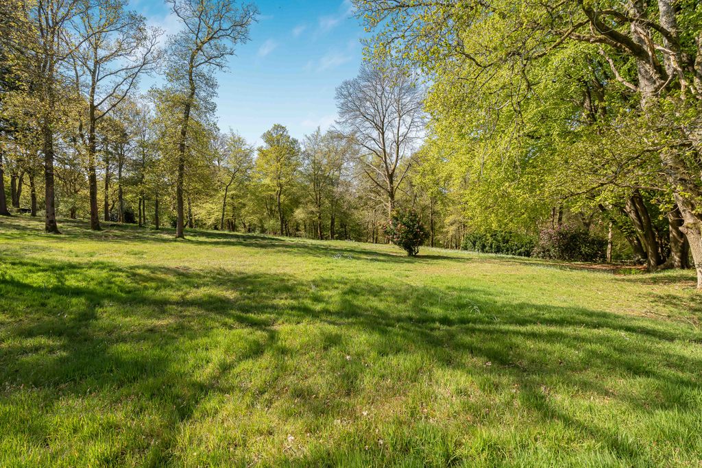 Additional image 5 of 5 bed detached house for saleSt Patricks Lane, Liss, Hampshire GU33