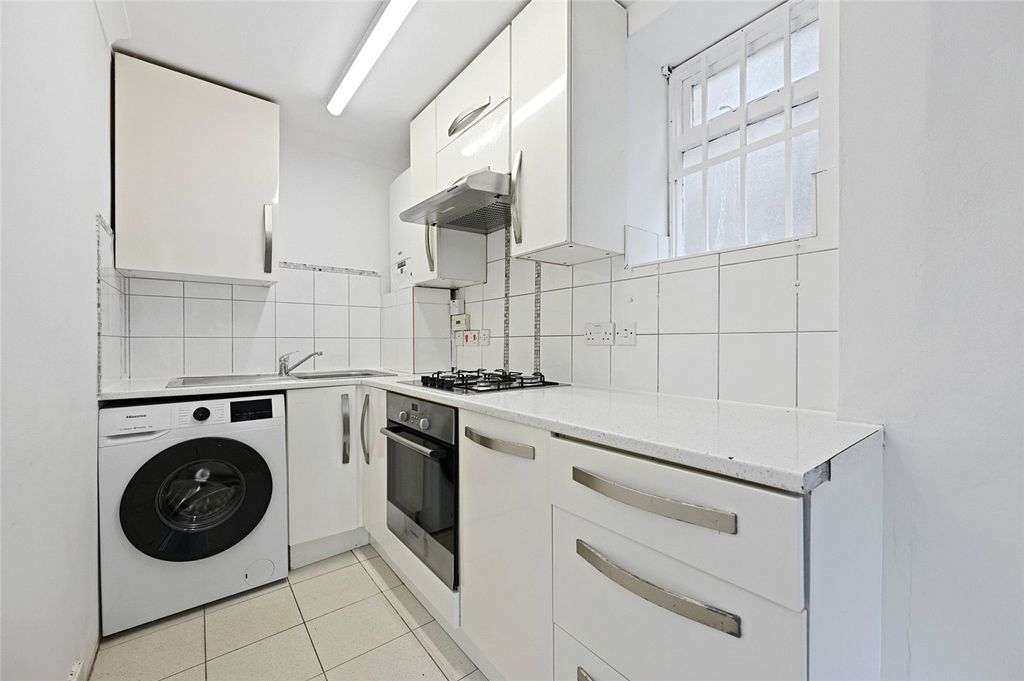 Property photo 2 of 9 Picture No. 08